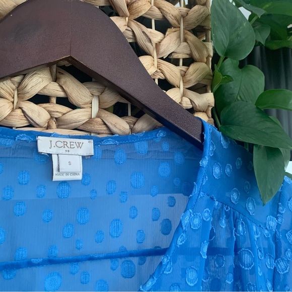 • [J. Crew] Textured Blouse • - Picture 4 of 10